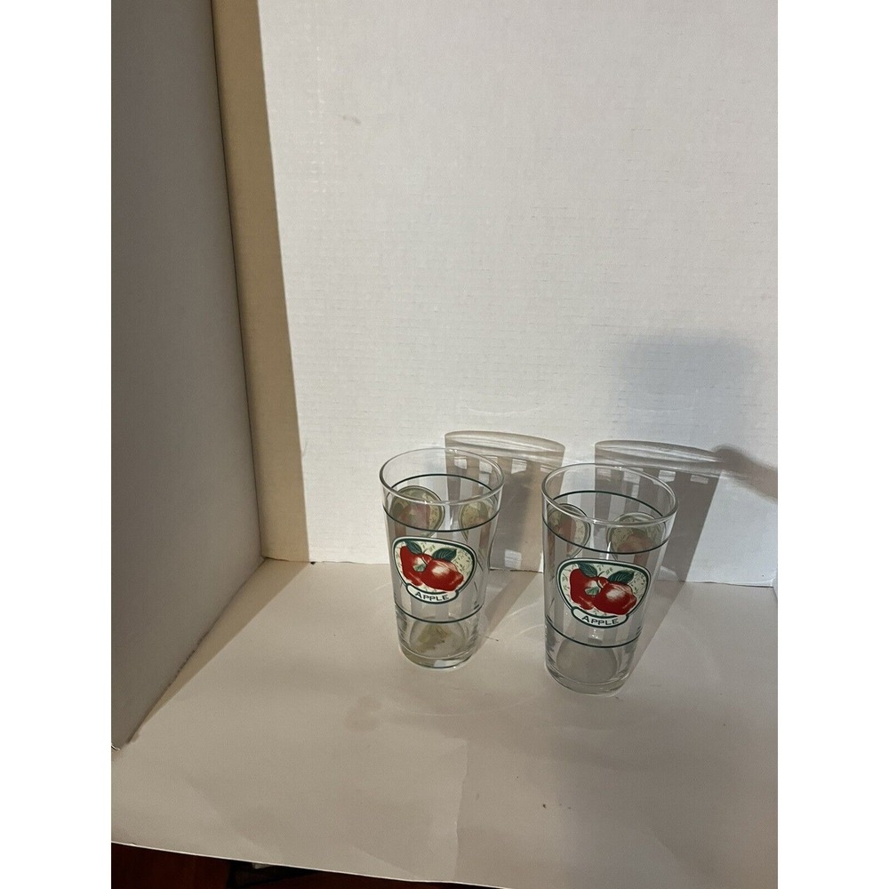 Vintage Libbey Set of 2 Apples and Leaves Glasses Drinking Tumblers EVC‎